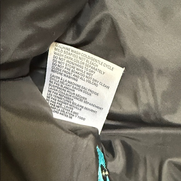 Powder Room Jacket, Global Program - Picture 13 of 14